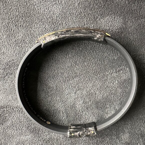 David Yurman Streamline ID Rubber Bracelet w/ Forged Carbon in 18K Gold - Medium - Picture 11 of 15